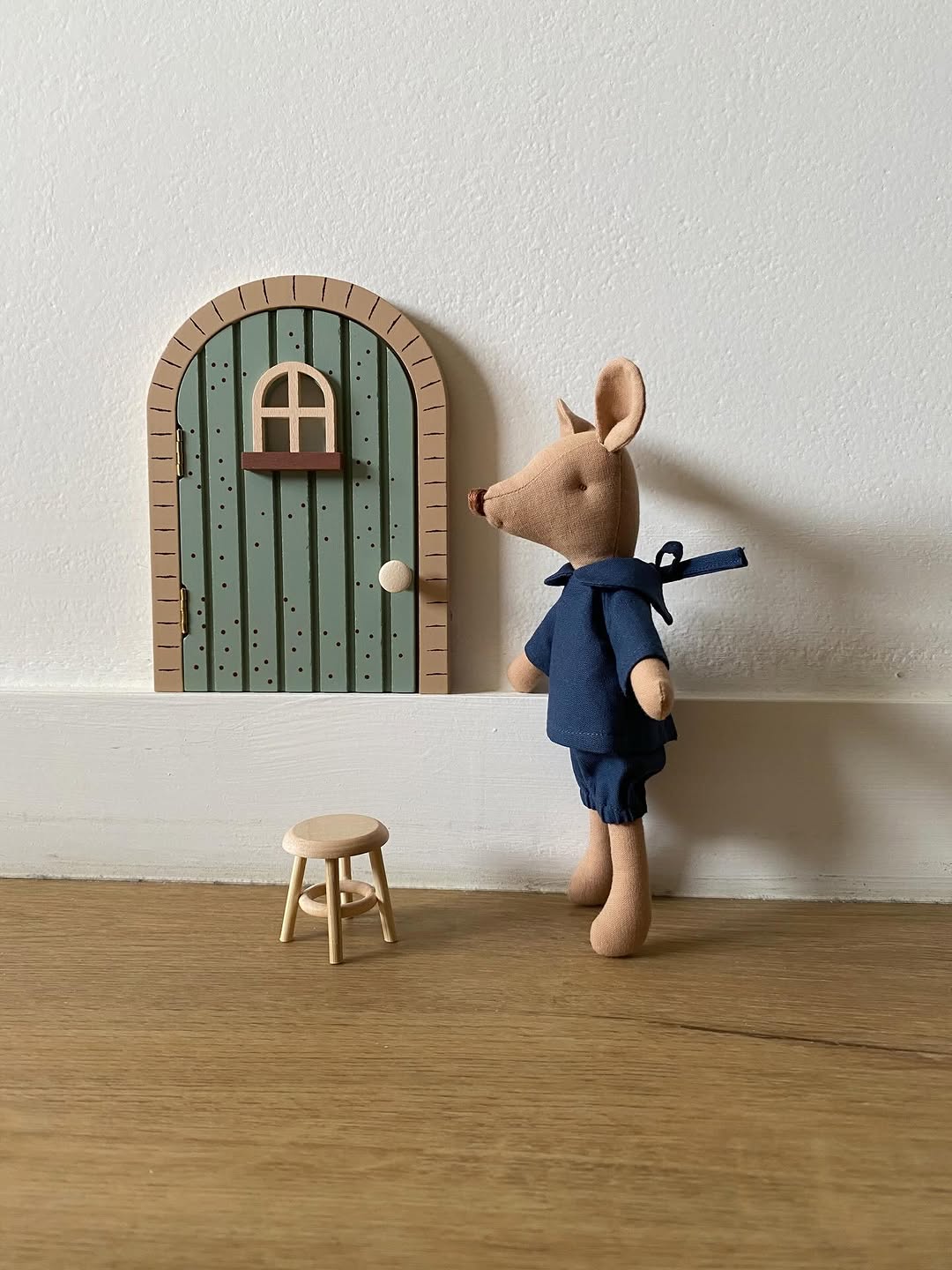 🐭🐭🐭
#handmadetoy #toymakers #montessoritoy #nurserydecoration #heirloomtoys